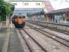 電車とホーム2ズーム