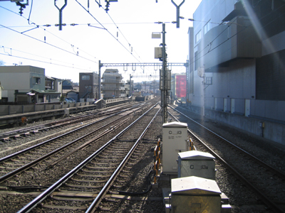 上大岡駅、下り方面を撮る